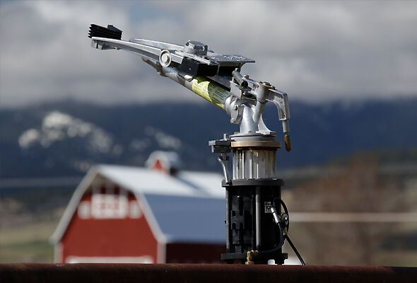 Nelson Big Gun and solid set control valve on an Idaho farm