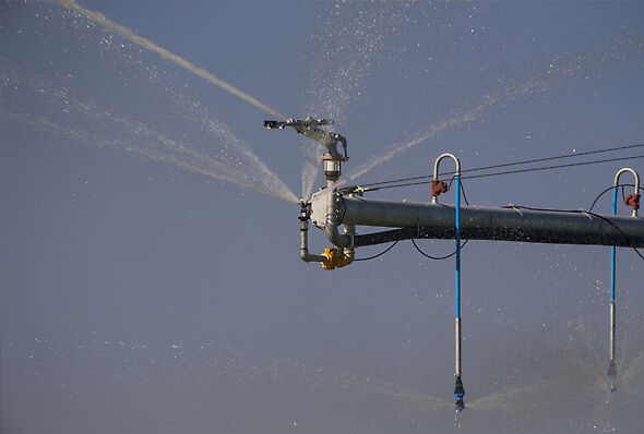 Nelson Irrigation R55 sprinkler & SR100 Big Gun®